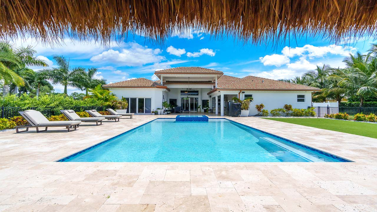 VonErick Capital strategic investments. For Sale - Ready to move in Luxury Real Estate Property in South Florida 6635-E-Calument-Cir-Wellington-FL 