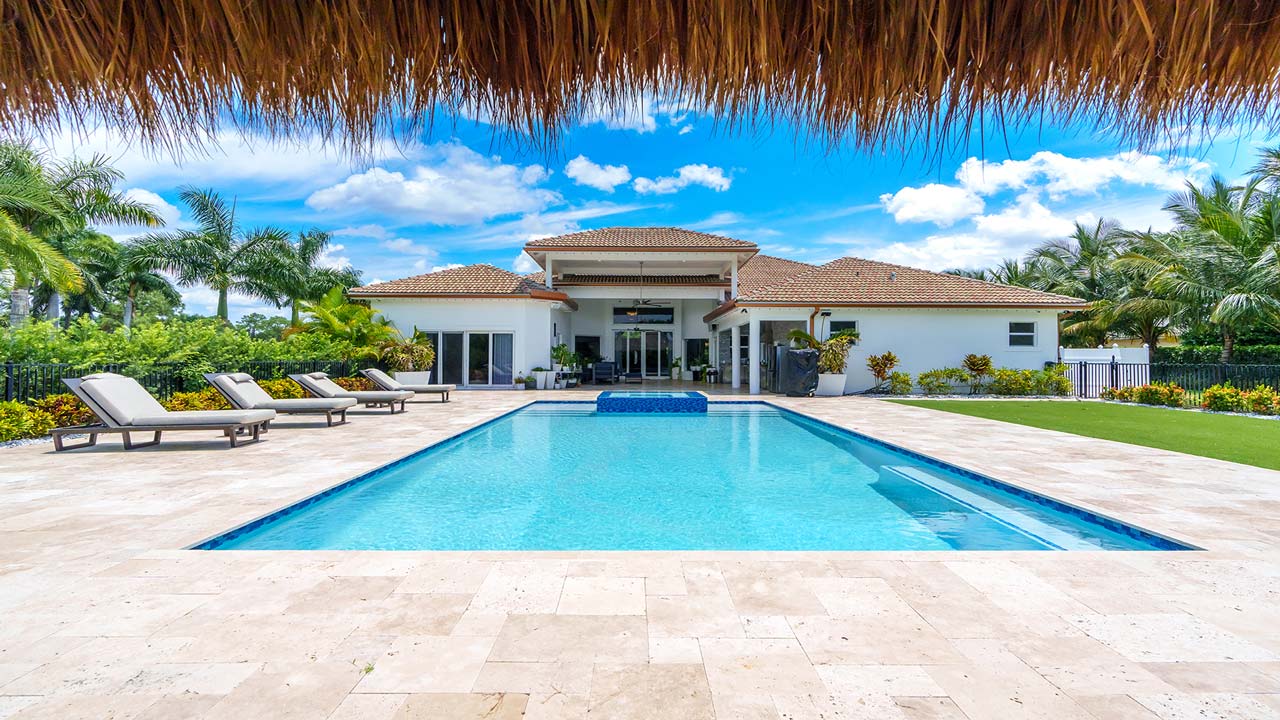 VonErick Capital strategic investments. For Sale - Ready to move in Luxury Real Estate Property in South Florida 6635-E-Calument-Cir-Wellington-FL 
